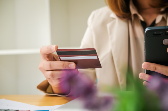 Verplichte herroepingsknop voor handelaren die online diensten of producten aanbieden